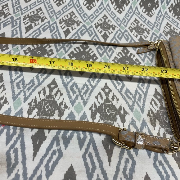 Lodis Tan Silver Leopard Print Suede Convertible Crossbody Bag Wristlet Wallet - Picture 8 of 8